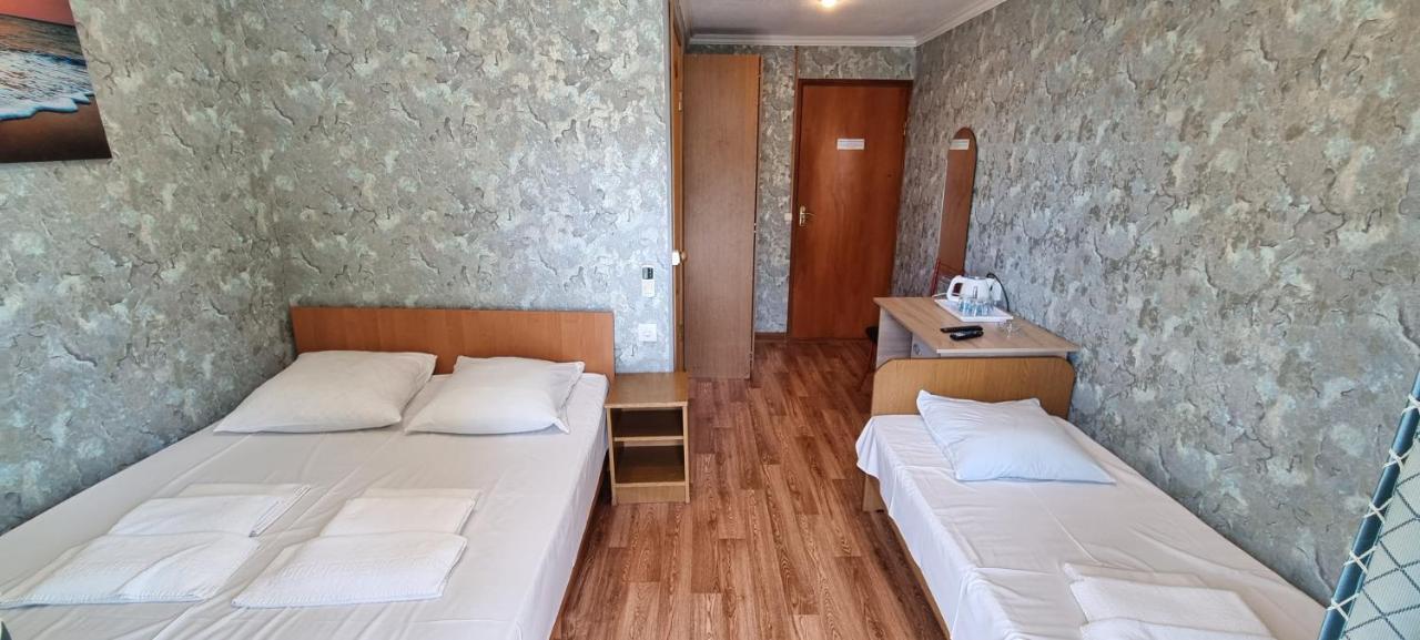 Ривер Гагра Hotel Exterior foto